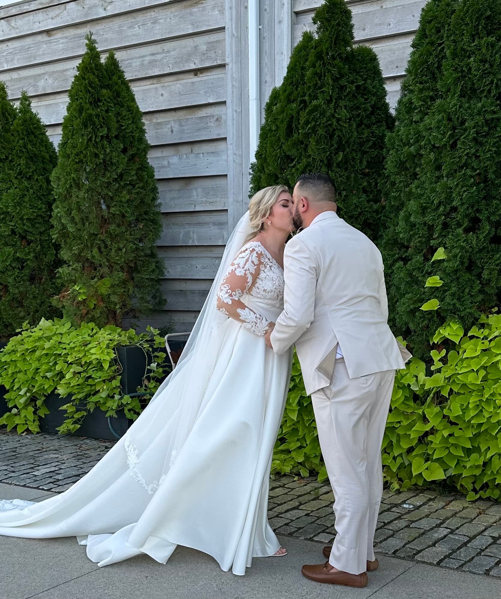 Image by Brenda Cogliano-UT05LN