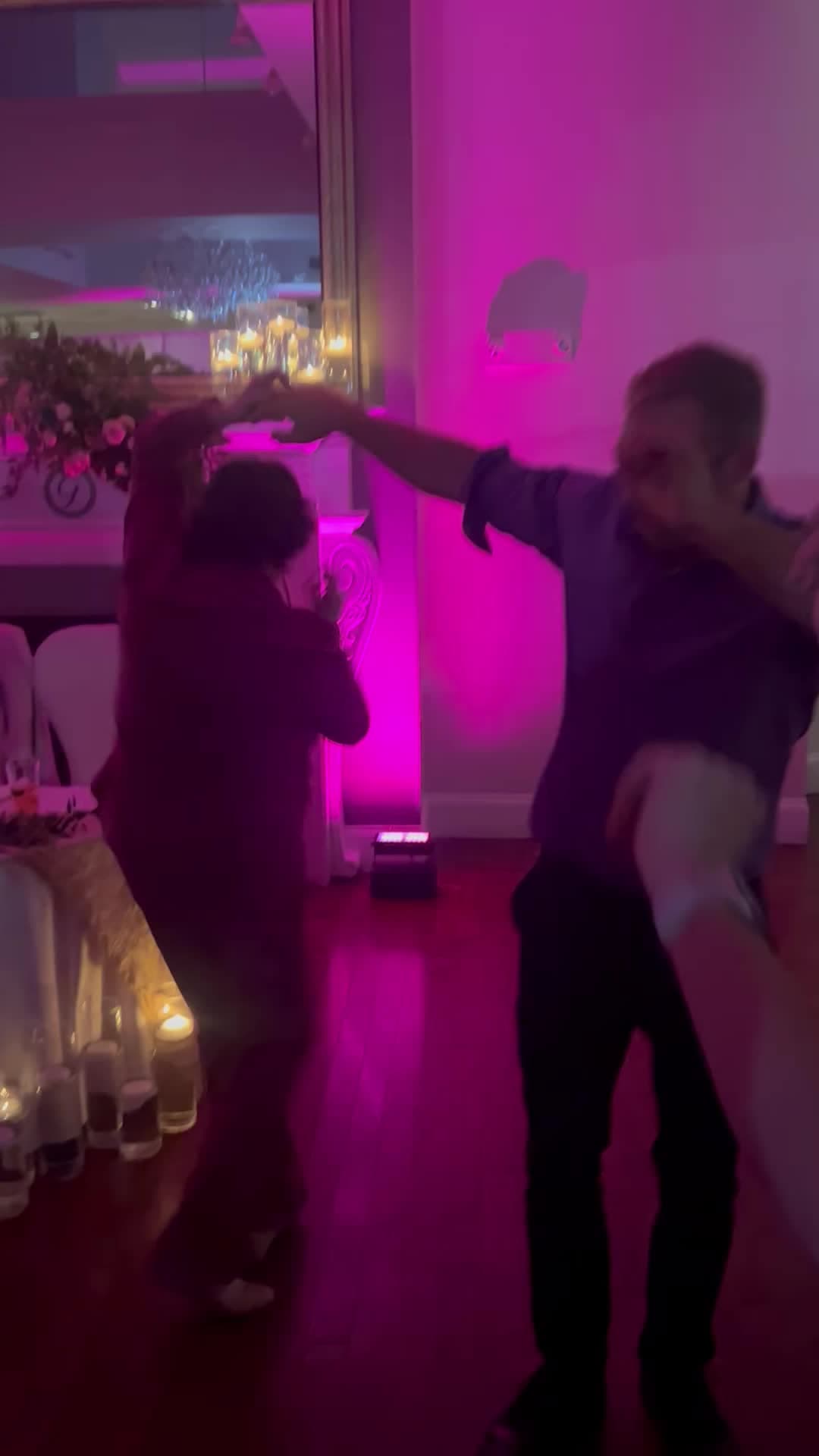 Image by Nick DiBisceglia-8LjAS8